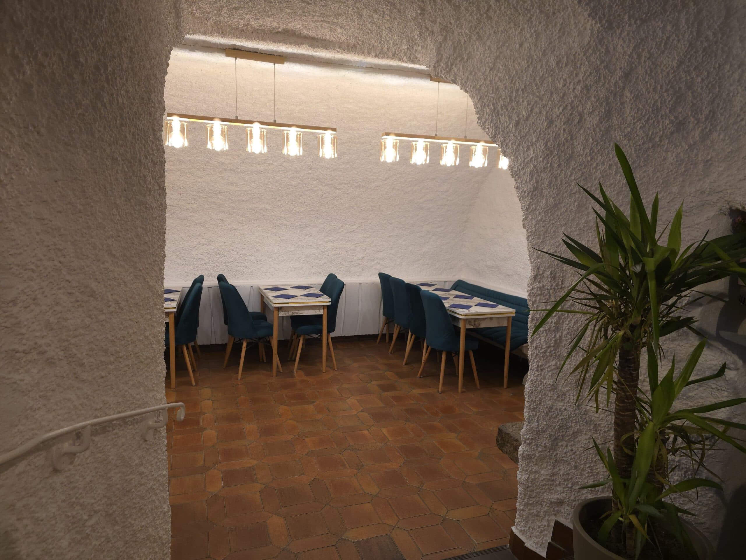 Vue du restaurant Le Pressoir Byzantin à Villeneuve